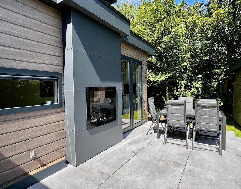 Unique Chalet for 5 With Garden