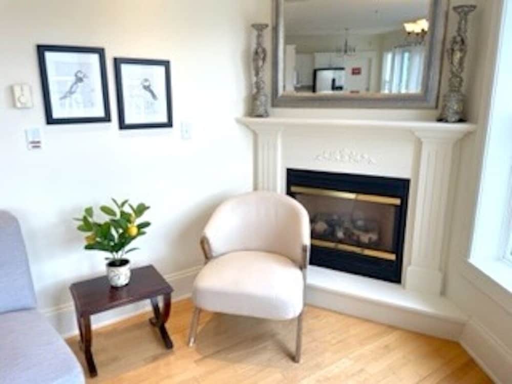 HarbourGate Condos & Studios, photo 47