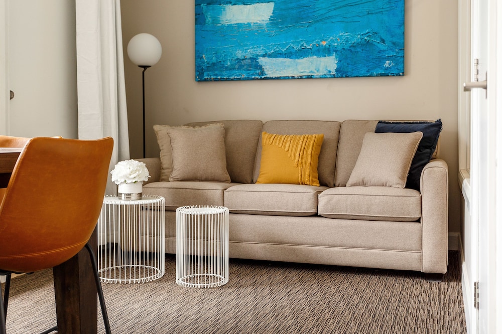 Parc Avenue Lofts