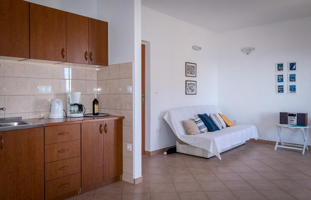Brane - 100m From the Beach - A2 Damira view 2