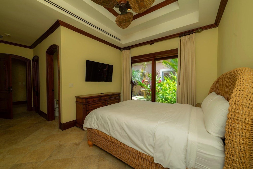 - Casa Garmus - 10 bdr Ocean View