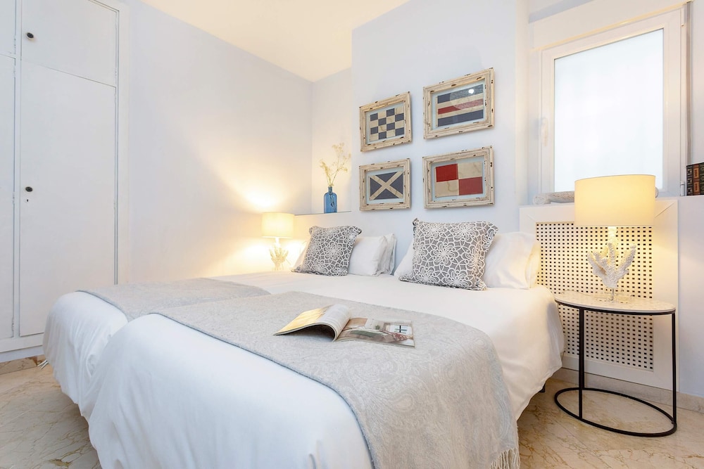 Genteel Home Tablas view 4