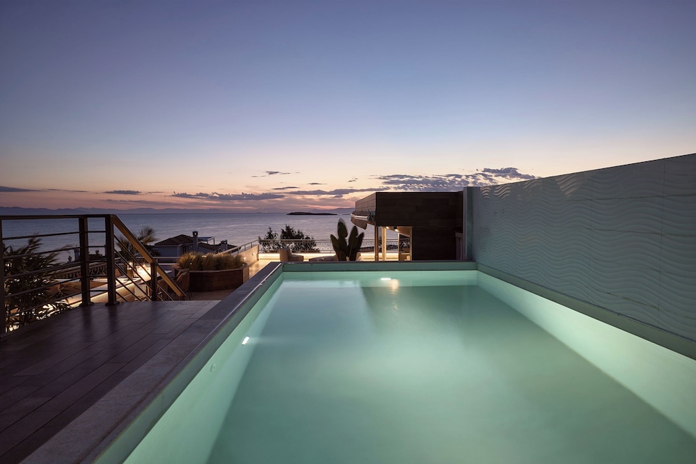 Casa Volare, Penthouse Retreat Athenian Riviera