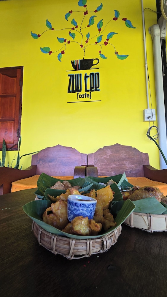 Zuu Tee Organic Farm & Roastery