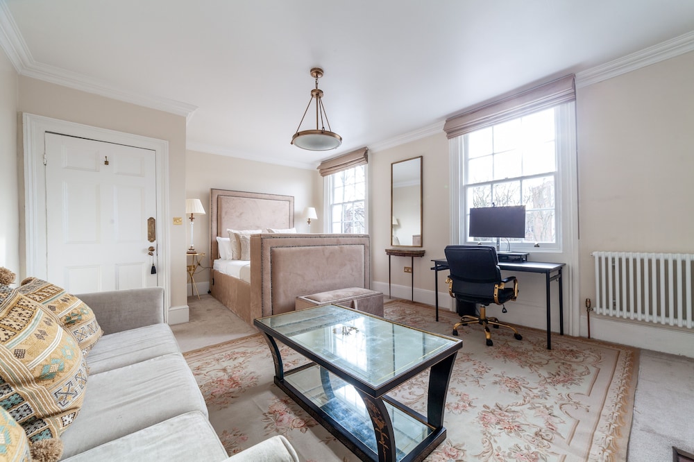 Modern & Stylish House in Deptford