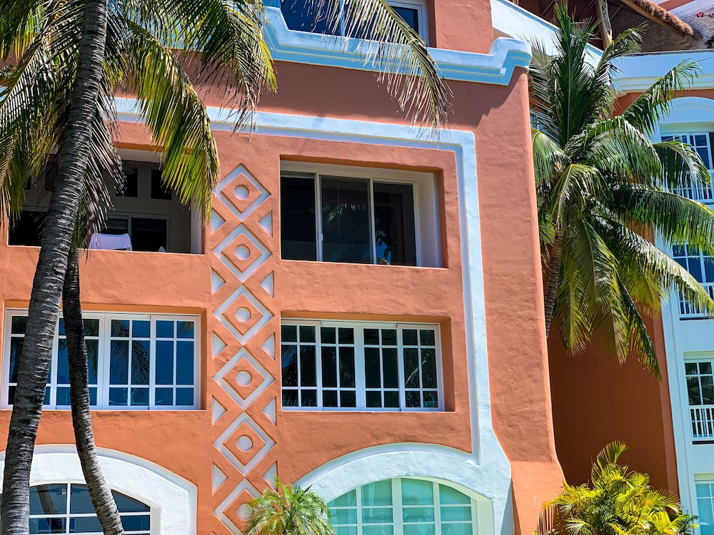 CT Apartments - Small Piece of Paradise