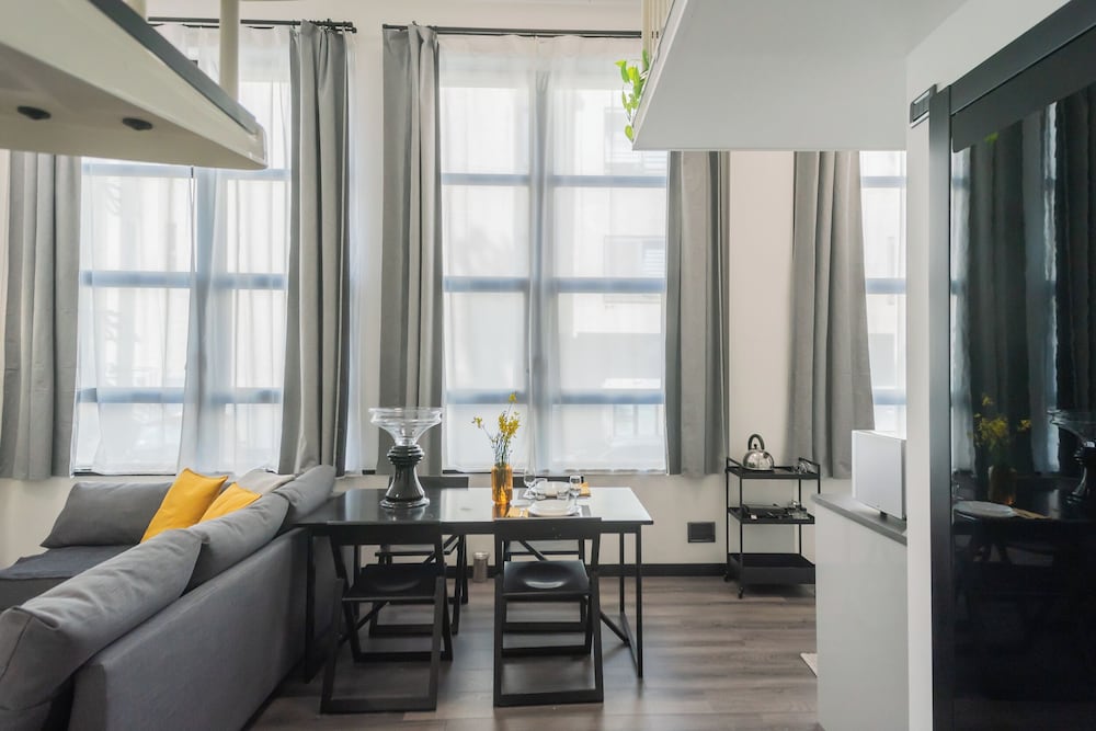 Architect's Loft by Rent all Como