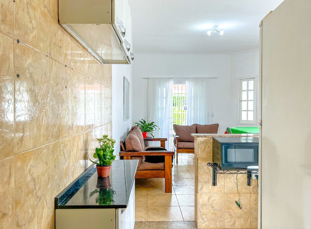 Tima Casa com Wifi pr Ximo a Praia em Itanha m SP