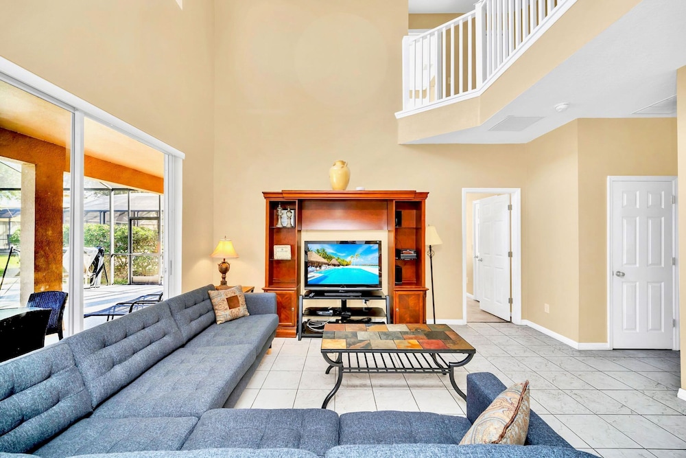 Upstay - Emerald Island Resort Home w Private Pool view 3