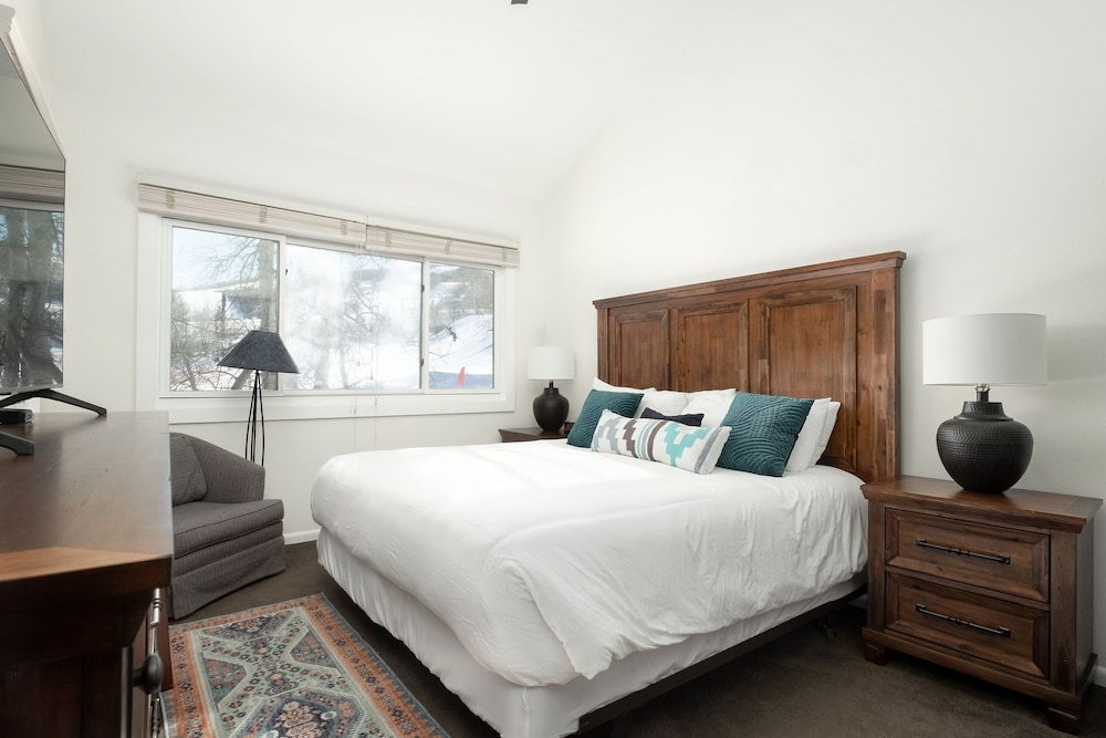 Park City Ski Resort UT - Snow Flower Vacation Homes