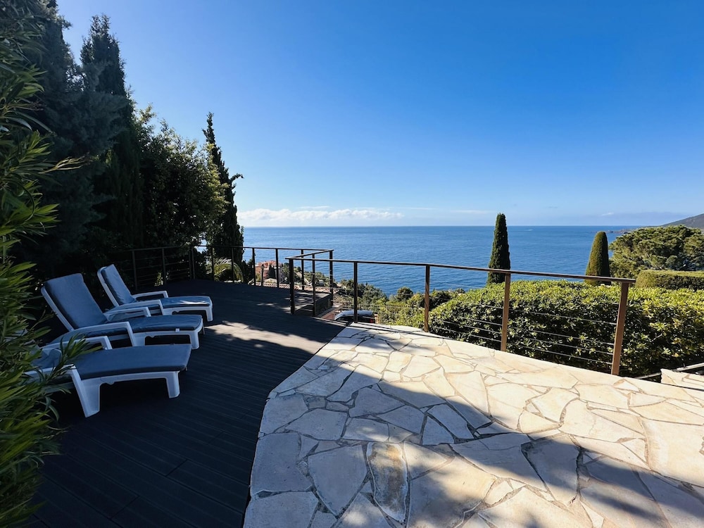 Sea View Villa in Theoule sur Mer With Pool- 2237