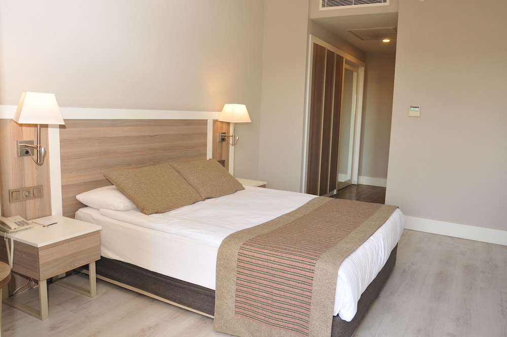 Port River Hotel - All Inclusive