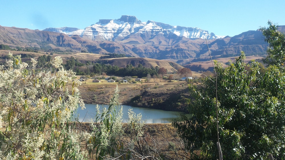 Wits End Mountain Resort view 5