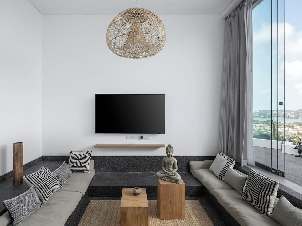Golden Lotus - Villa Vie by Elite Havens