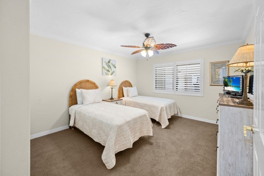 Pointe Santo A45 2 Bedroom Condo