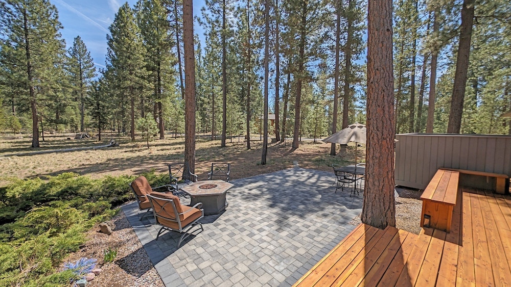 Pine Cone 3 6 Bedroom Home