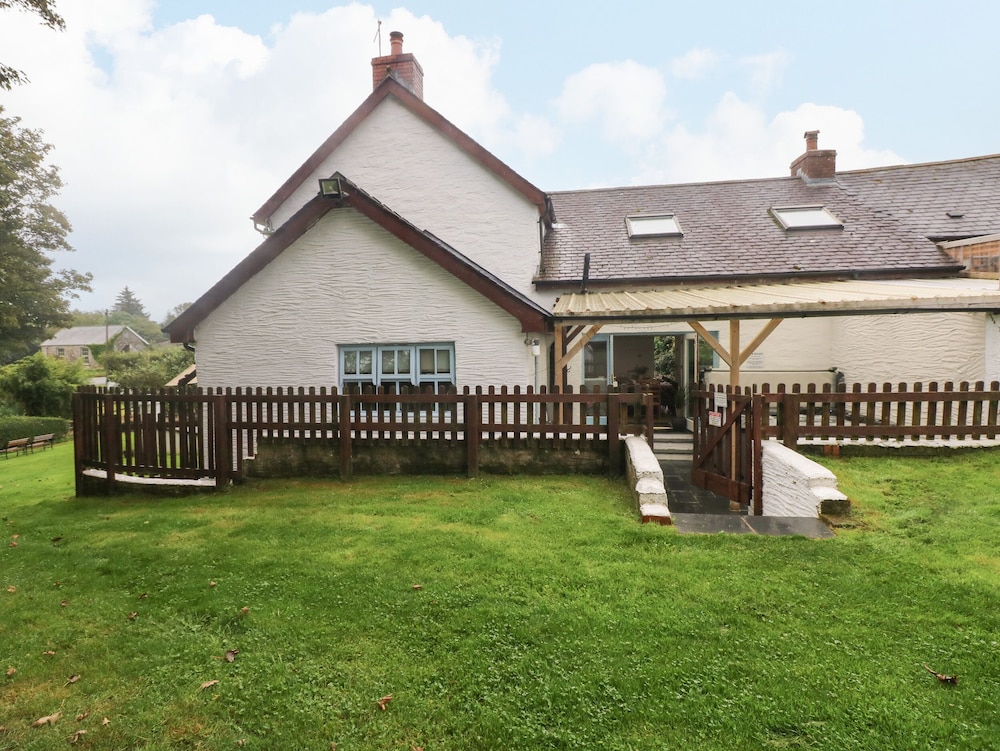 Ty Llwyd