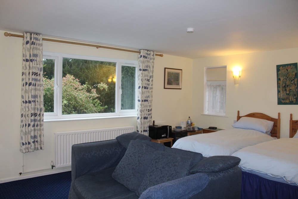 Courtlands Nurseries B&B view 4