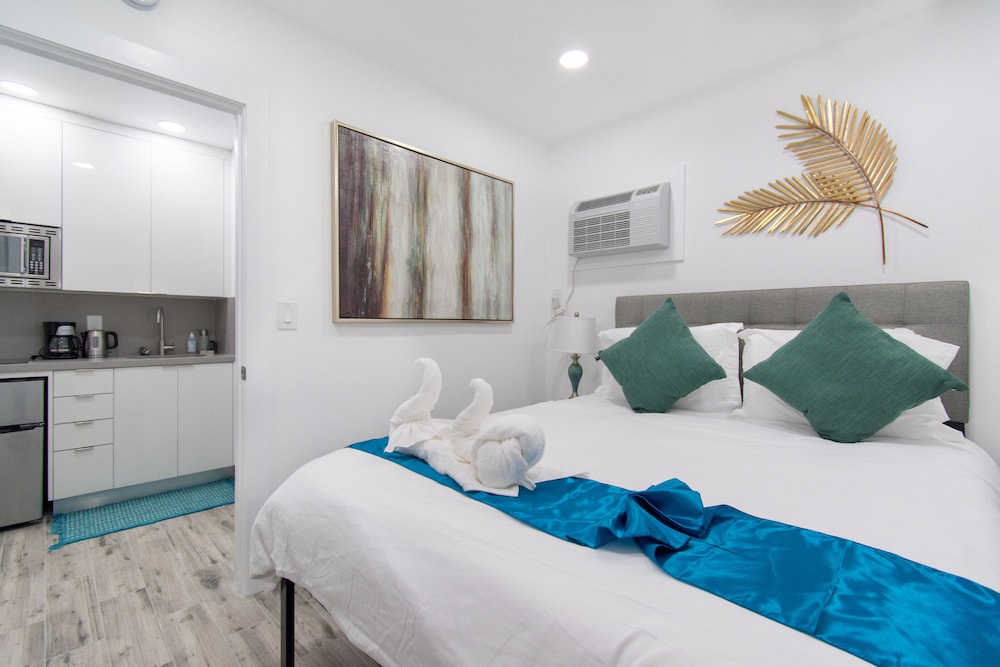Beach Inn by DesignedVR view 5