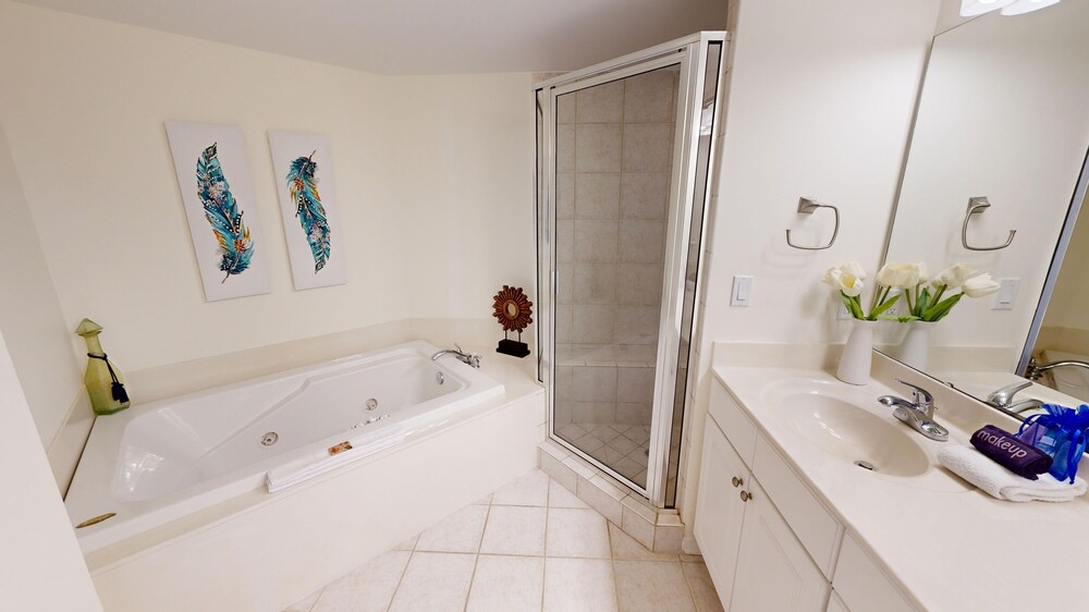Silver Beach 1006w 4 Bedroom Condo
