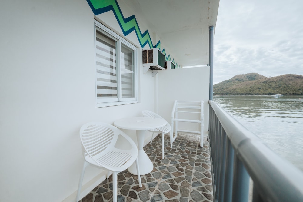 Coron Underwater Garden Resort