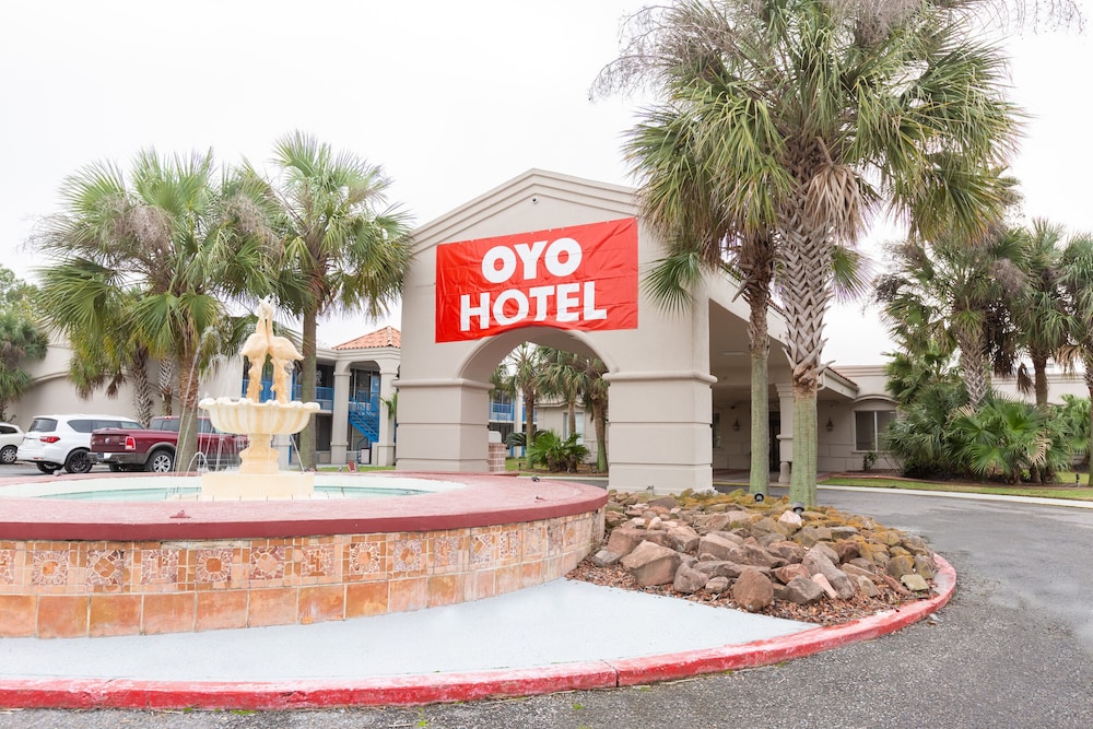 Hotel OYO Hotel Baton Rouge - Mead Rd