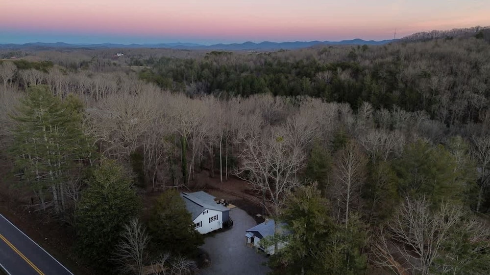 Idyllic Private Retreat With Beautiful Views an spa