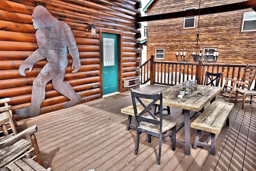 Sasquatch Inn