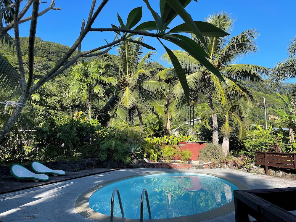 Punatea Village