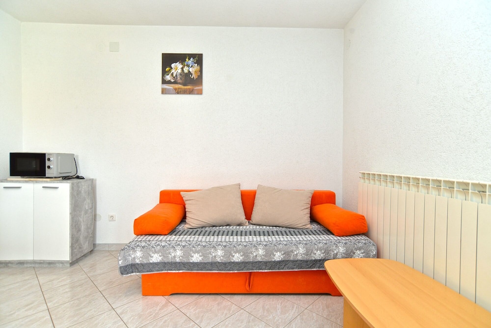 Apartment Mila 395