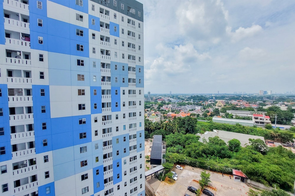 Cozy and Good Studio at Apartment Urbantown Serpong