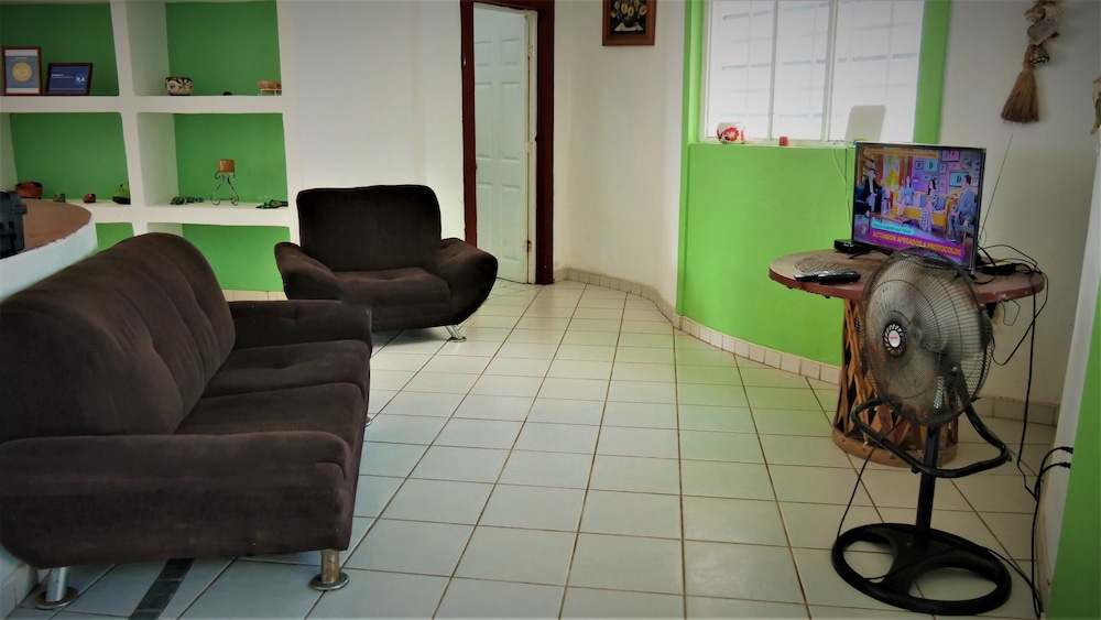 Photo 9
