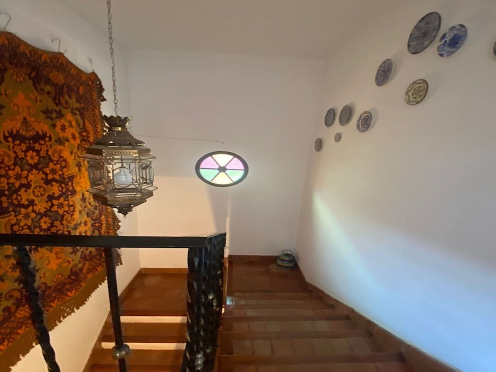 Spacious Holiday Home With Private Garden
