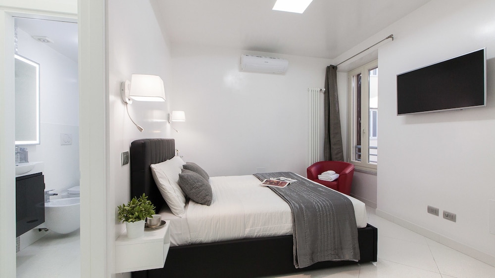 Rental In Rome Piazza Venezia View Luxury Apartments