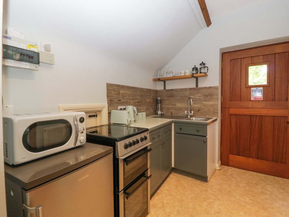 The Coach House Apartment