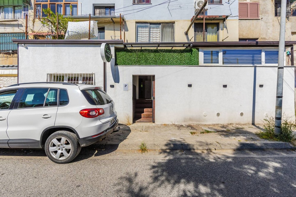 Green Luxe Suite 1 in Shkod r