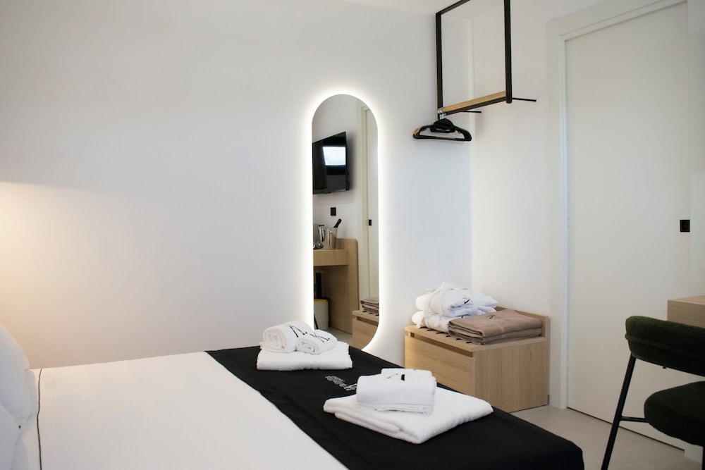 Kalinifta Rooms Luxury Style