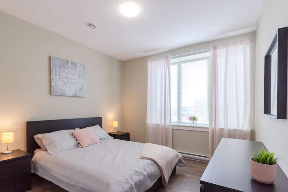 Saint John Vacations - The Best Rental in SJ w Parking Excellent Views Location - Property Image 2
