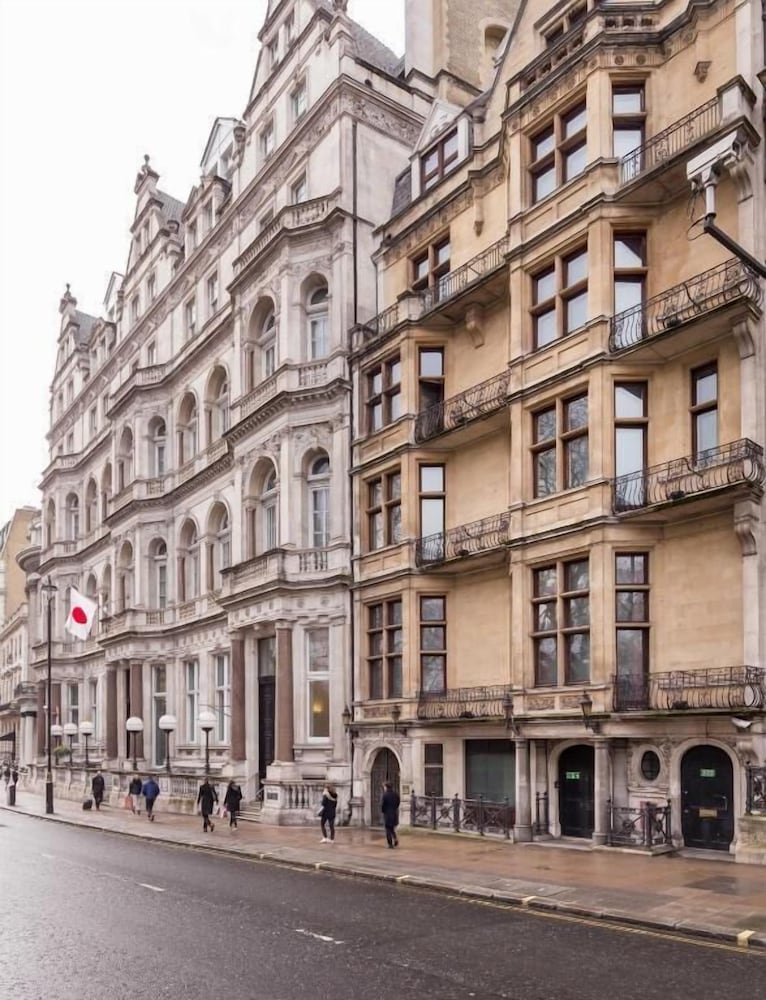 Mayfair Piccadilly Apartment
