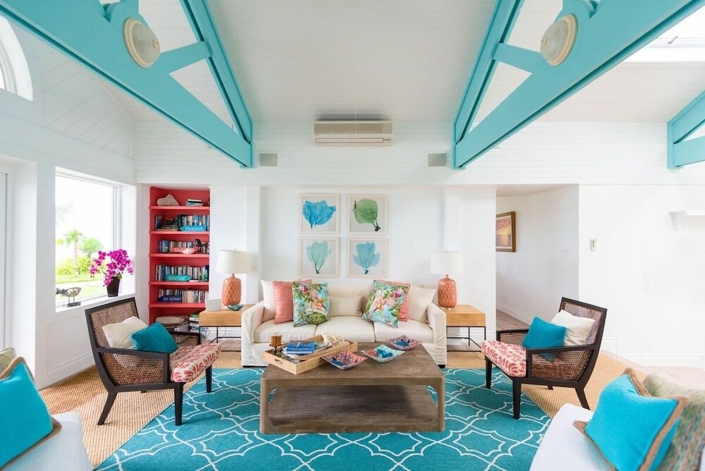 Middle Cay Estate 7 Bedroom Estate