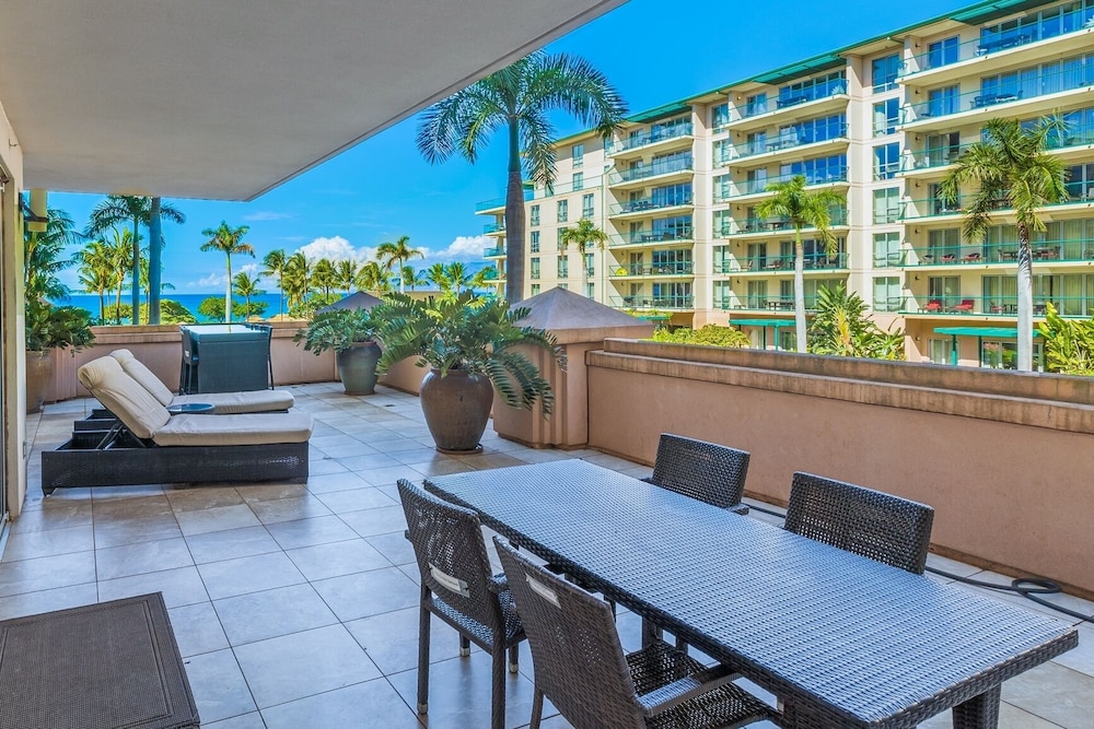 Honua Kai 215 2 Bedroom/2 Bath 2 Condo by RedAwning - Image 2