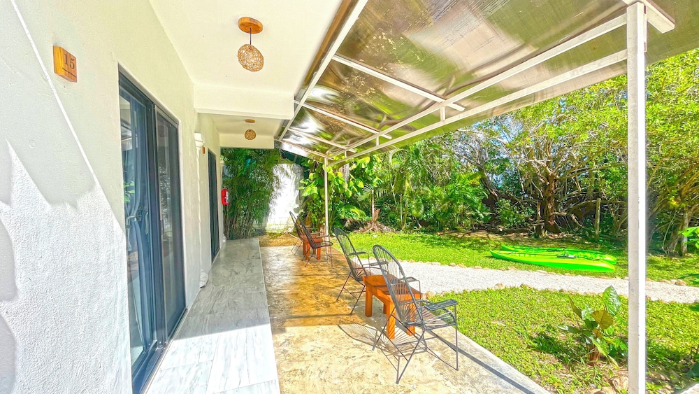 Hotel Isabella Bacalar Front Lagoon