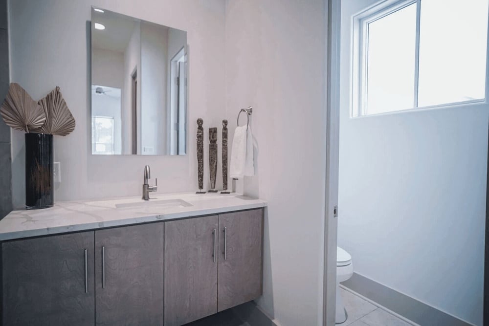 Beauty and the Beach by Avantstay Rooftop w/ Gulf Views, Pool Access