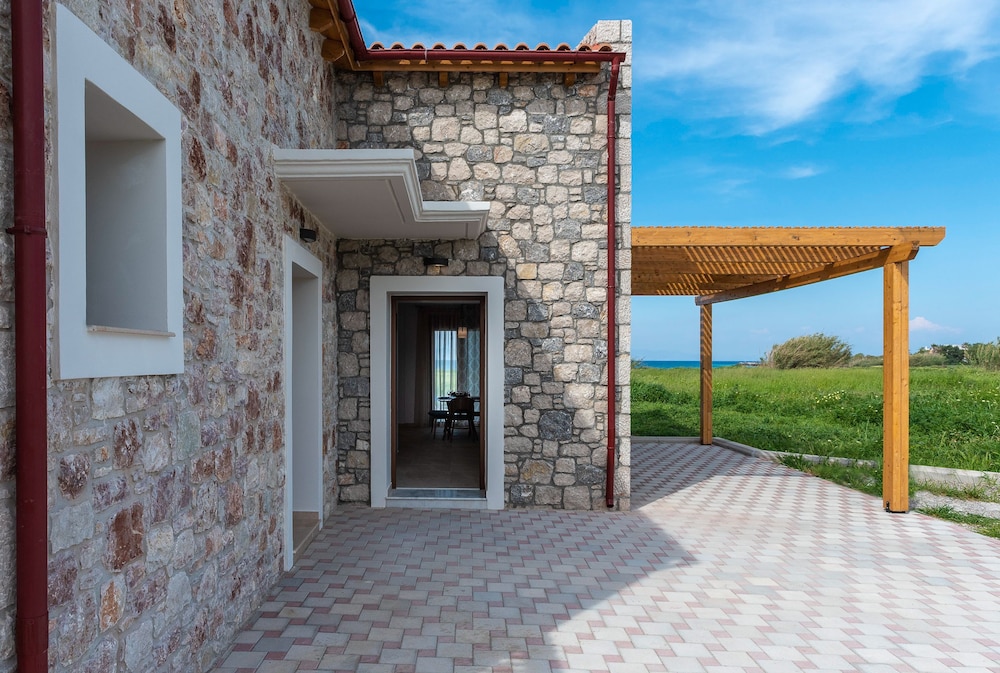 Diagoras & Attalos Villas view 4