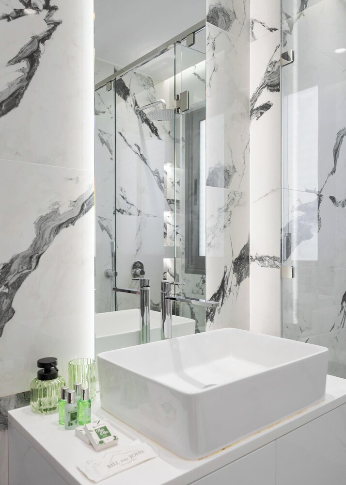 Glyfada Golden Stay