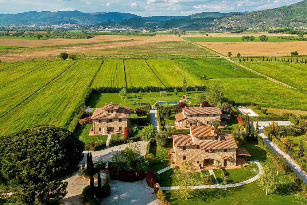 Fratta Ginestre in Cortona view 4