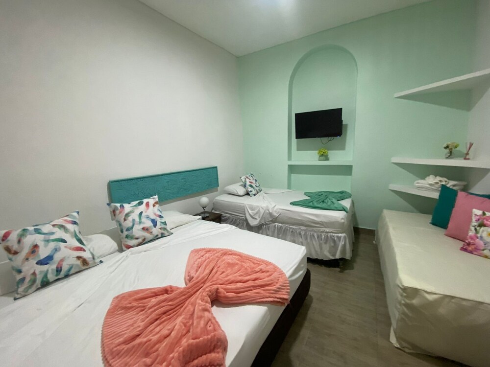 HABITACION CR-2M EN GETSEMANI CON WIFI
