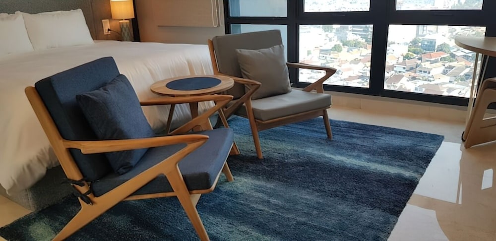 Capitol Prism Sky Suites