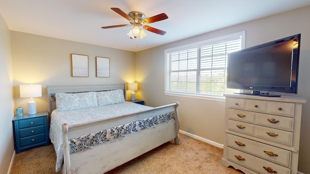 Bulldawg Beach Bunker Tybee Vacation Rentals