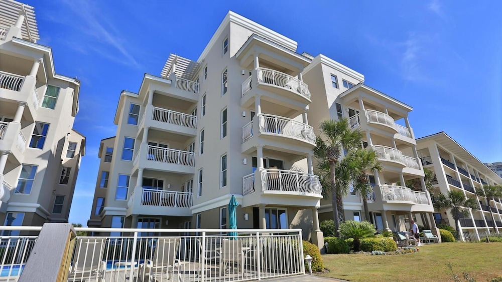 Grandview 102